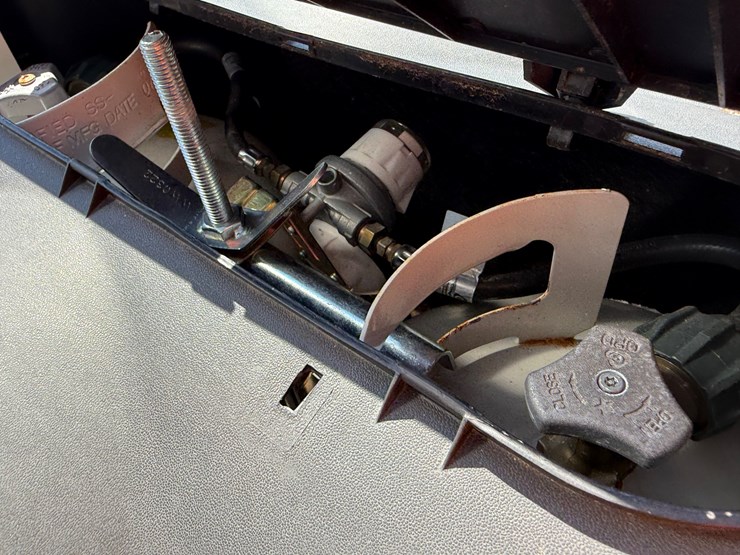 #6895-•-2024-forrest-river-timberwolf-mini-loft-camper-image-74