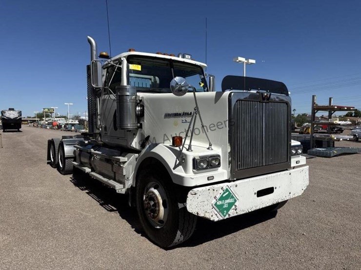 2013-western-star-4900-image-4