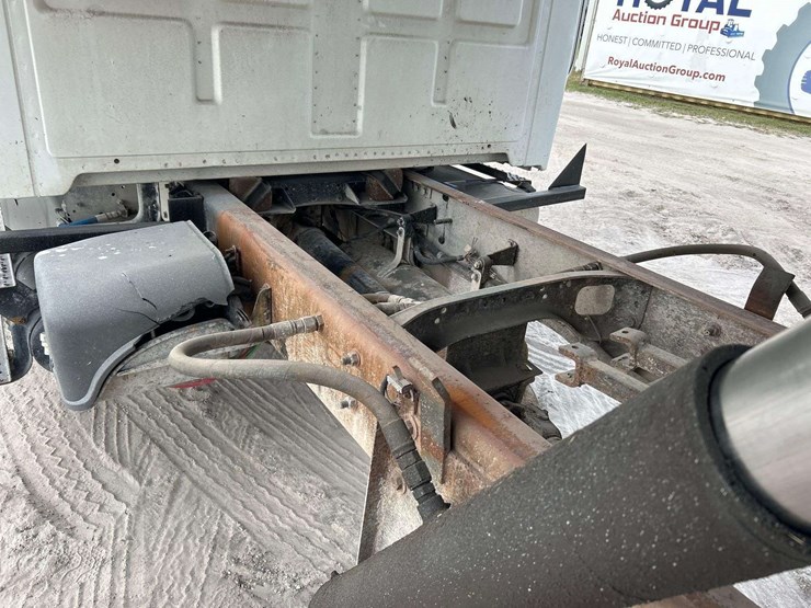 2007-sterling-acterra-image-22