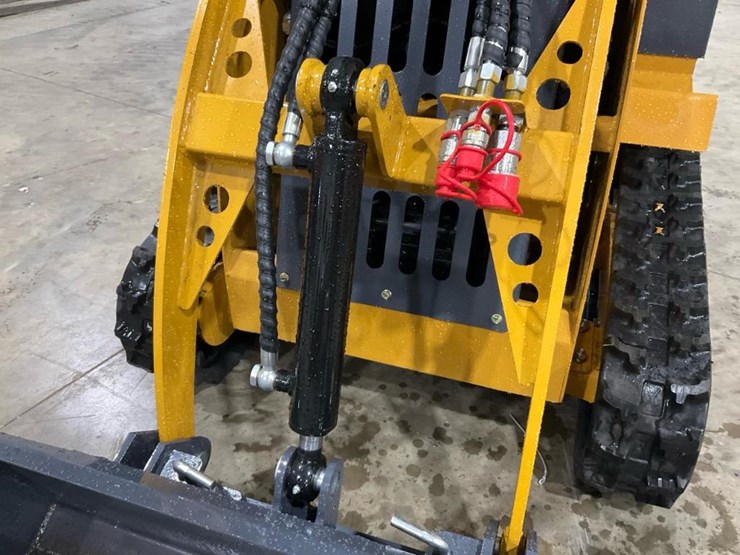 #1007-•-unused-ky460-mini-skid-steer-image-8