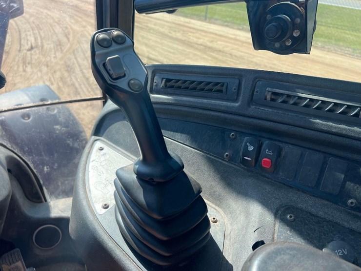 jcb-409t4-wheel-loader-image-26