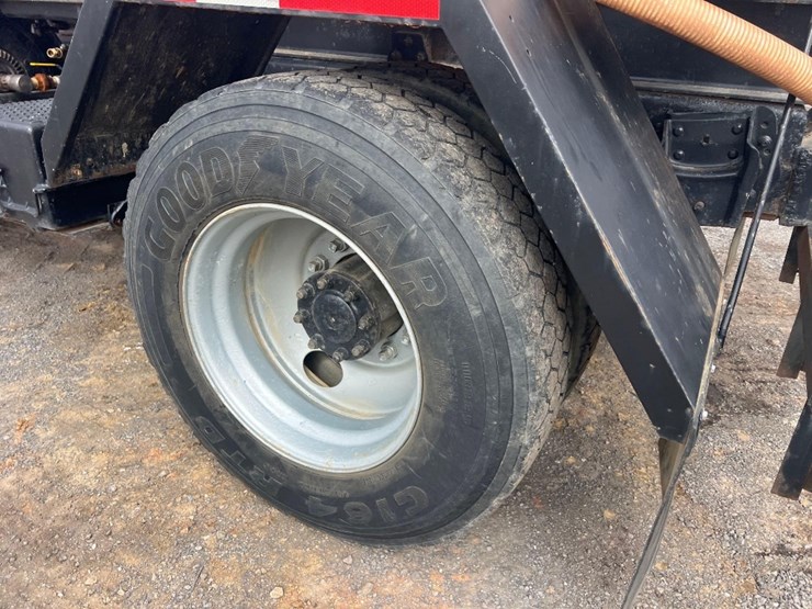 1983-international-s-series-water-truck-image-28