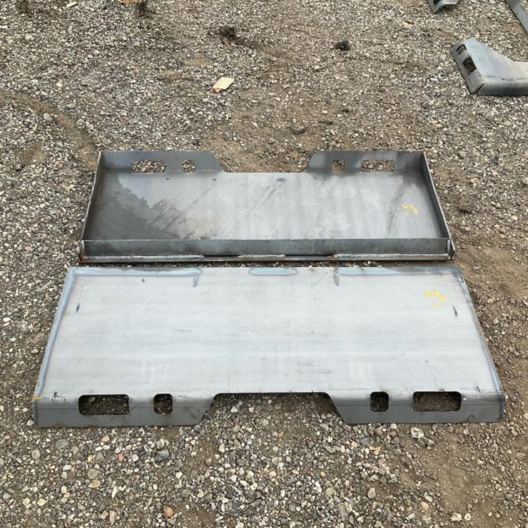 #1401 • 1/4" Thick Quick Tach Cut Out Mount Plates