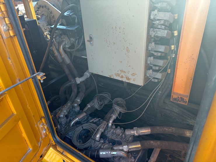 2012-sany-scc8100-image-14