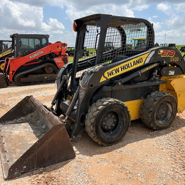 2016 NEW HOLLAND L218