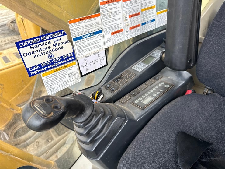 2015-kobelco-sk350-lc-9-image-15