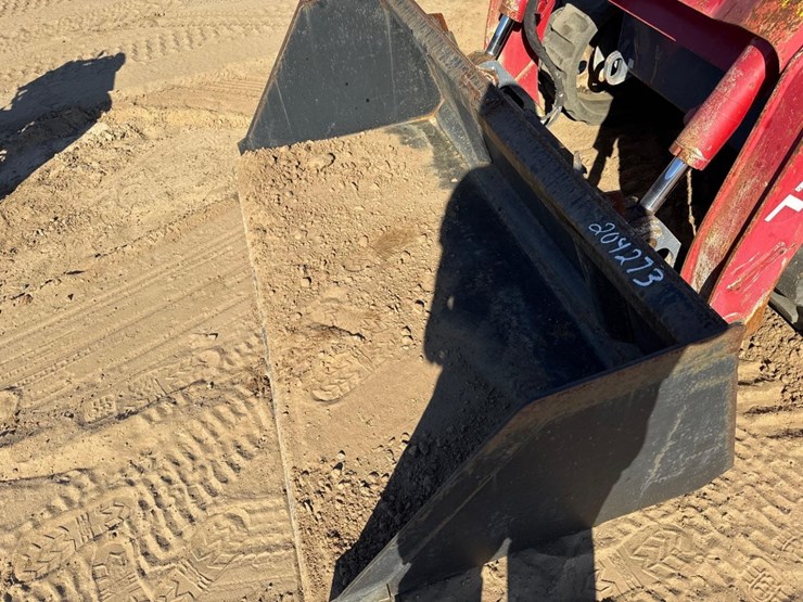 2022-takeuchi-tl12r2-image-22