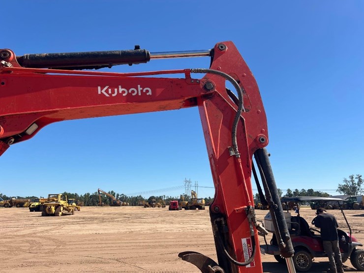 kubota-kx057-5-image-13