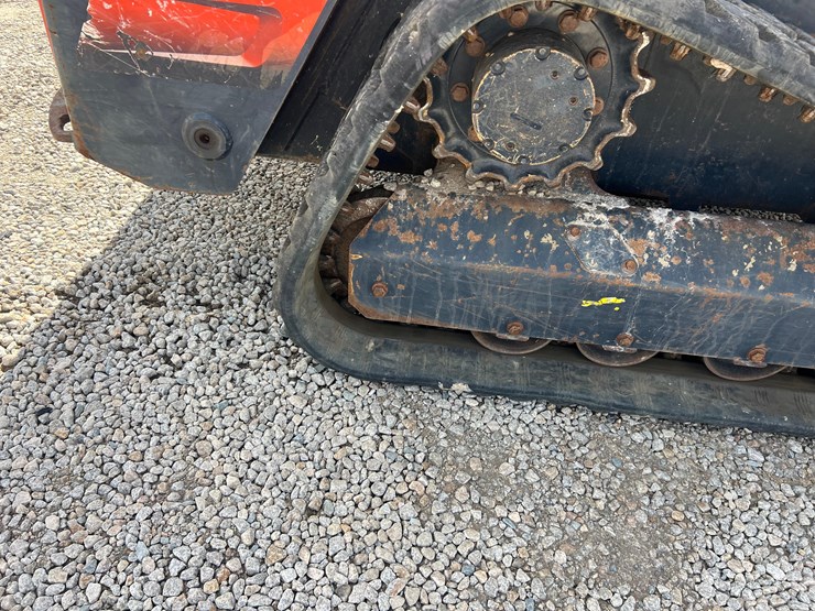 2021-kubota-svl75-2-image-23