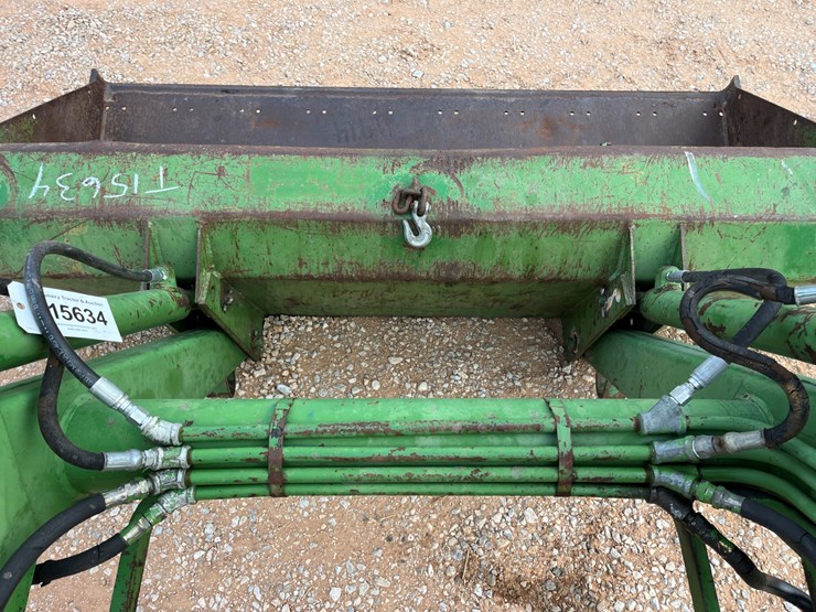 john-deere-145-image-7