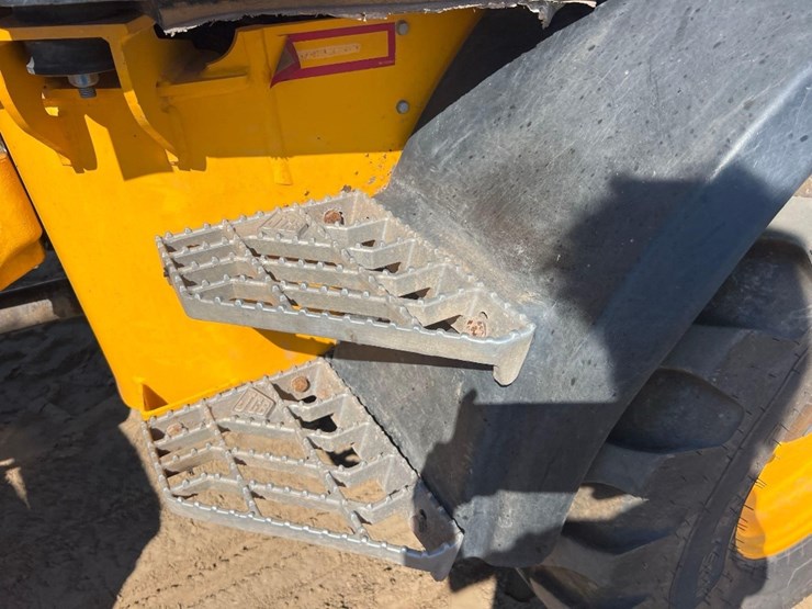 jcb-409t4-wheel-loader-image-19