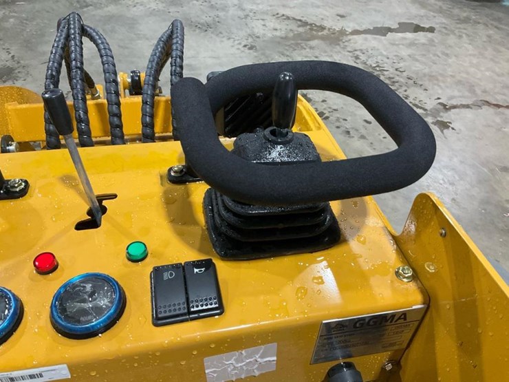 #1012-•-unused-gg385-mini-skid-steer-image-28