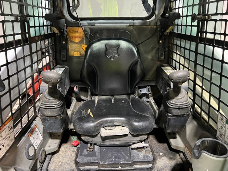 2016-bobcat-t595-image-22