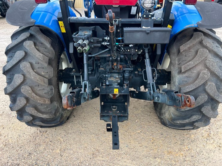 2019-new-holland-workmaster-95-image-9