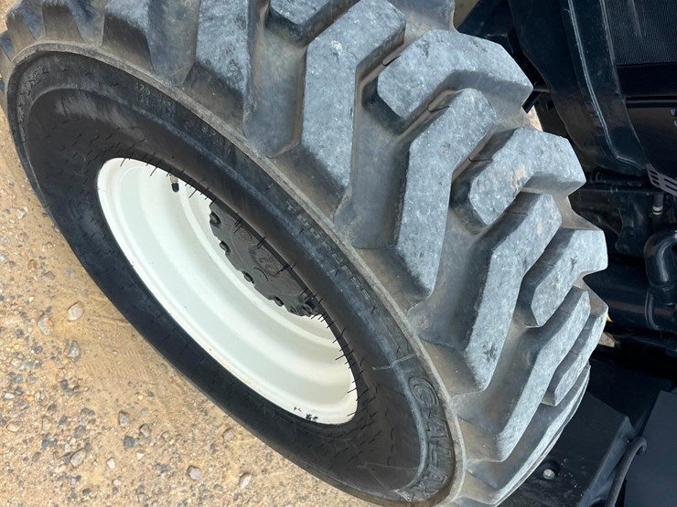 2022-new-holland-workmaster-120-image-22