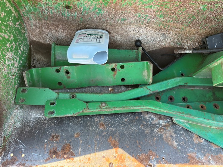 john-deere-720-image-7