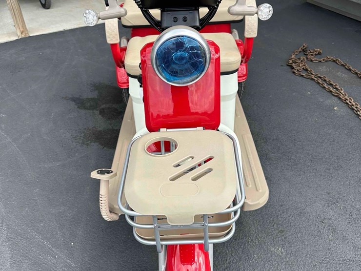 unused-irgc40-battery-powered-mini-golf-cart-image-2