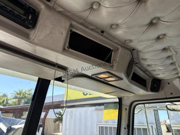 2013-western-star-4900-image-28