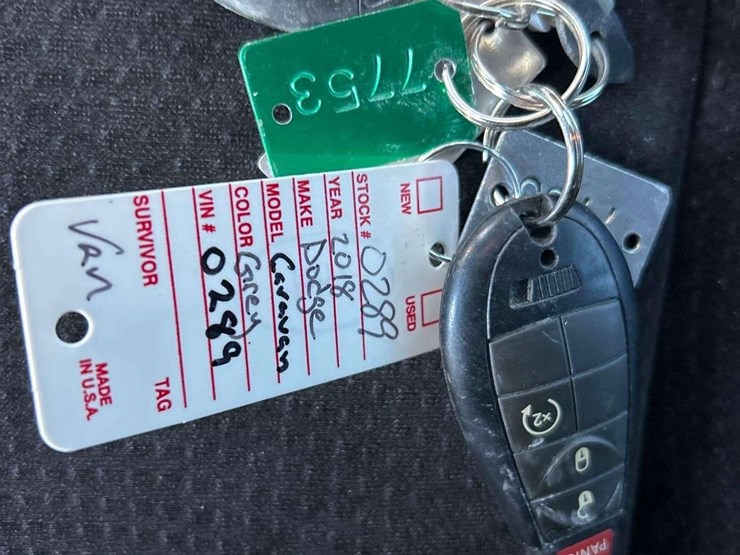 2018-dodge-grand-caravan-se-image-28