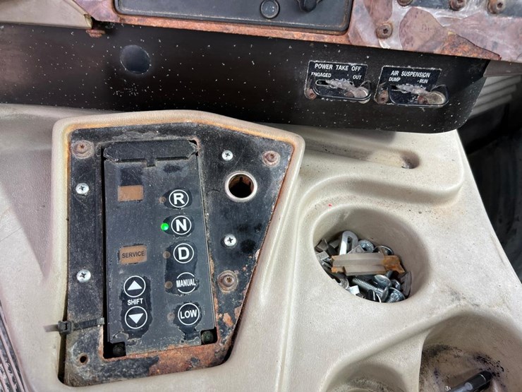 international-9200i-image-28