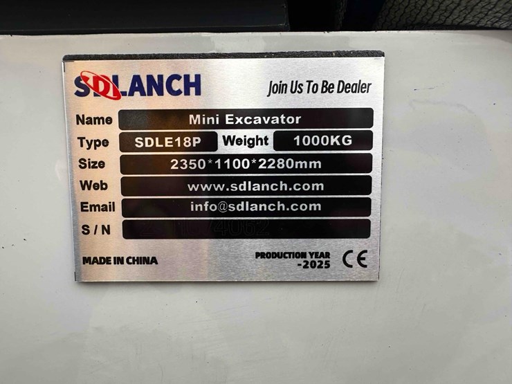 unused-sdle18p-mini-excavator-image-15