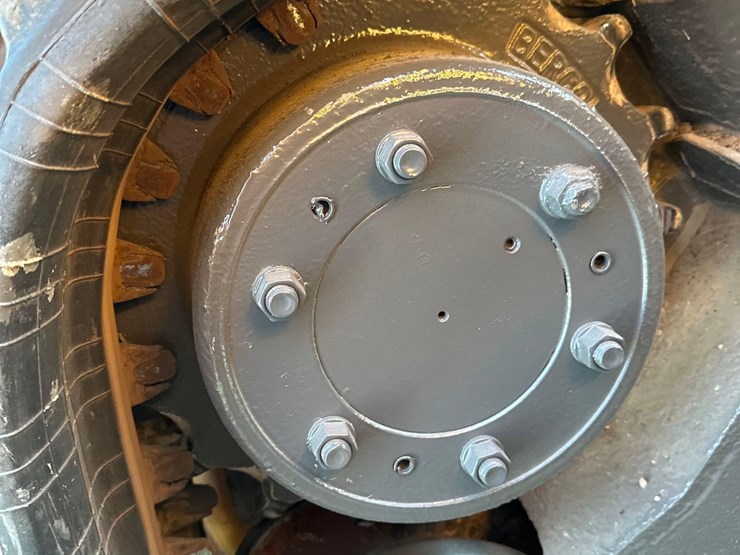 2018-volvo-mct-110c-image-4