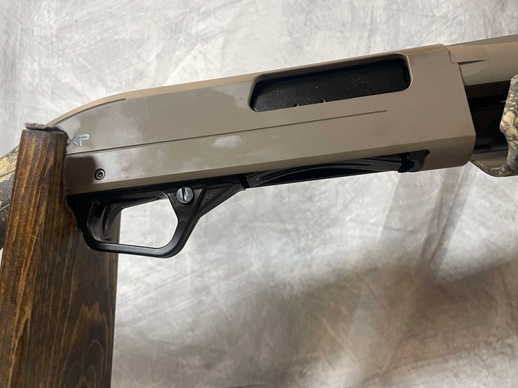 #2012-•-winchester-sxp-12-ga.-pump-action-shotgun,-sn:-tr6022-182876sp-image-22