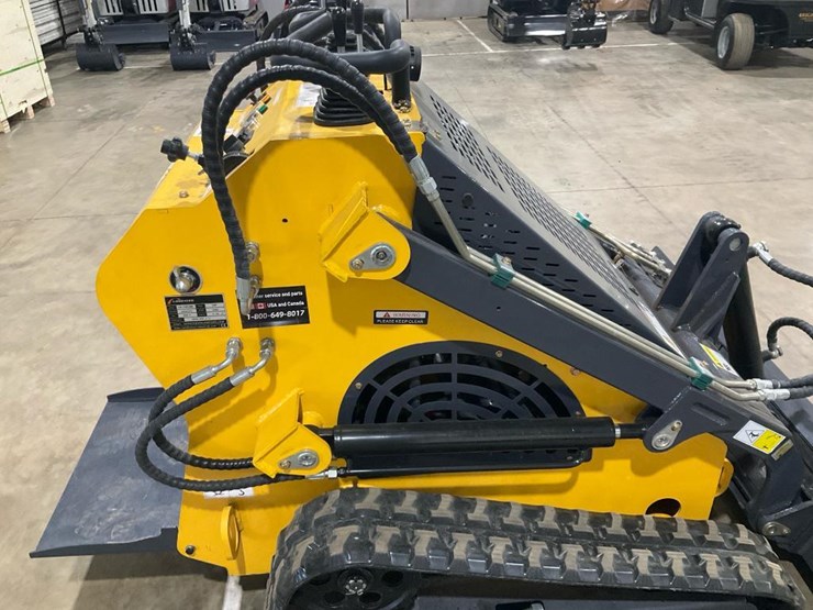 #1001-•-new-landhero-mini-skid-steer-image-10