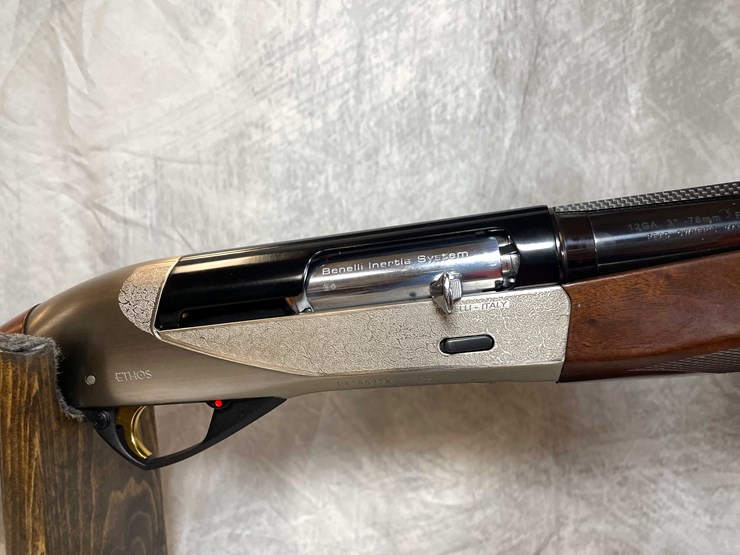 #2000-•-benelli-ethos-12-ga.-semi-auto-shotgun,-sn:-f418622k-image-22