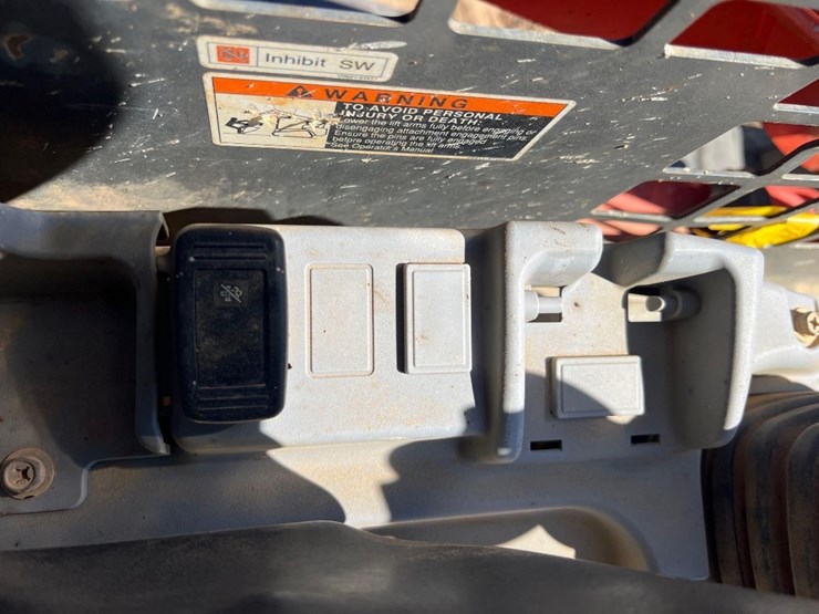 2017-kubota-svl75-2-image-32