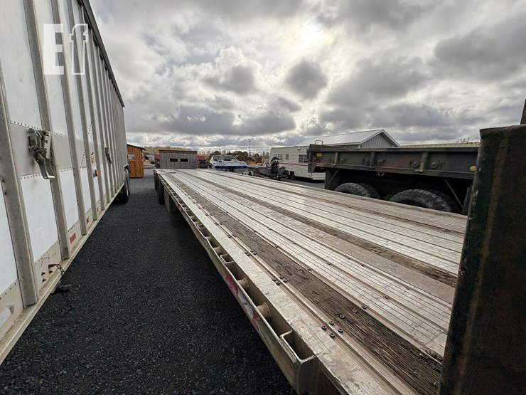 2006-fontaine-48-ft-image-5