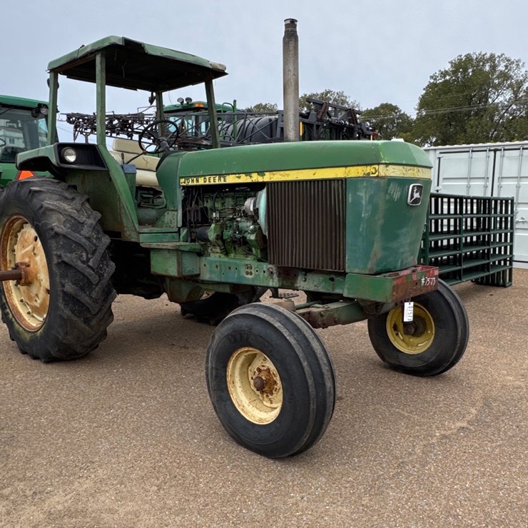 JOHN DEERE 4430