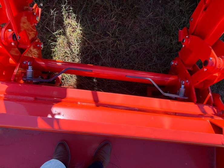 2023-kubota-m4-061-deluxe-mfwd-utility-tractor-with-la1154-front-loader-image-16