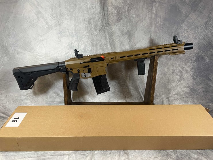 #2004-•-armsco-u-235-m22-12-ga.-semi-auto-shotgun,-sn:-tr4123-hbc002494-image-1