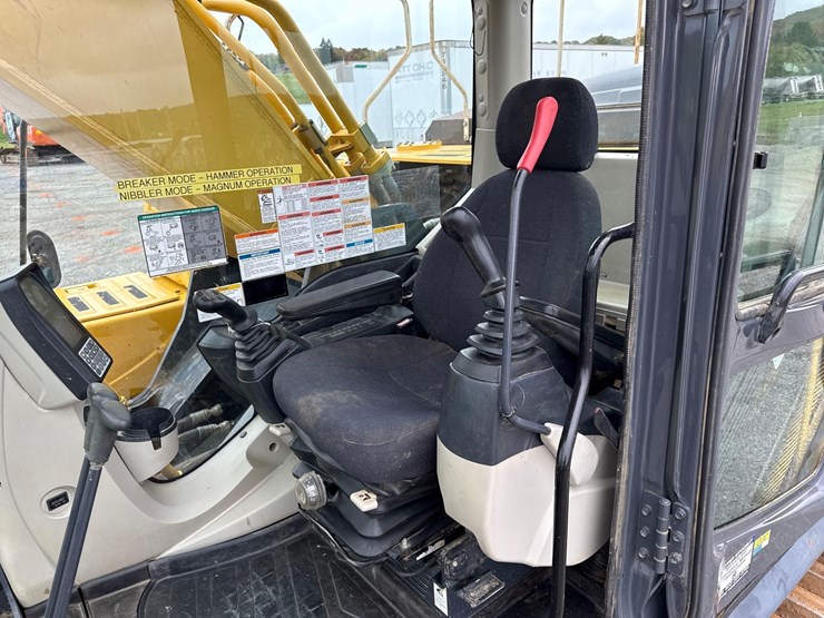 2015-kobelco-sk350-lc-9-image-14