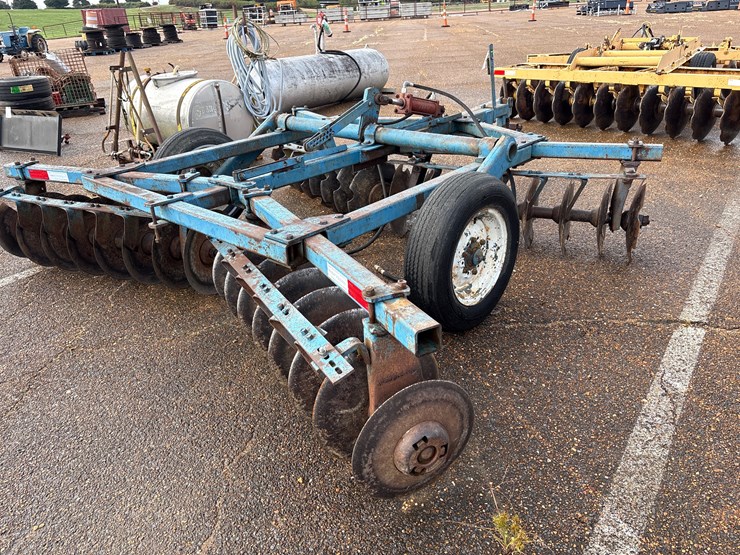 #6897-•-burch-plow-works-10ft-pull-type-disk-image-3