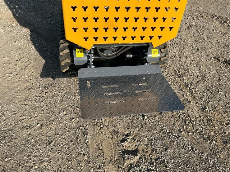 #1260-•-unused-future-ftx1200-tracked-mud-buggy-concrete-buggy-image-14