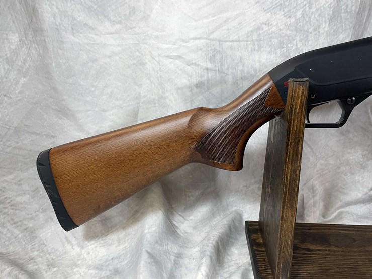 #2010-•-winchester-sxp-20-ga-pump-action-shotgun,-sn:-tr6022-046792sp-image-4