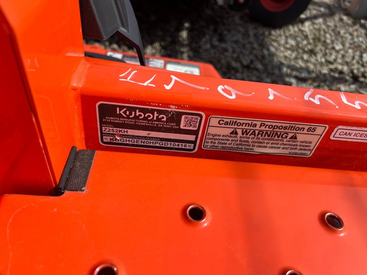2023-kubota-z252kh-54-zero-turn-mower-image-16
