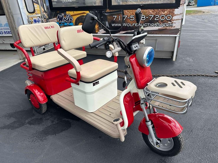 unused-irgc40-battery-powered-mini-golf-cart-image-3