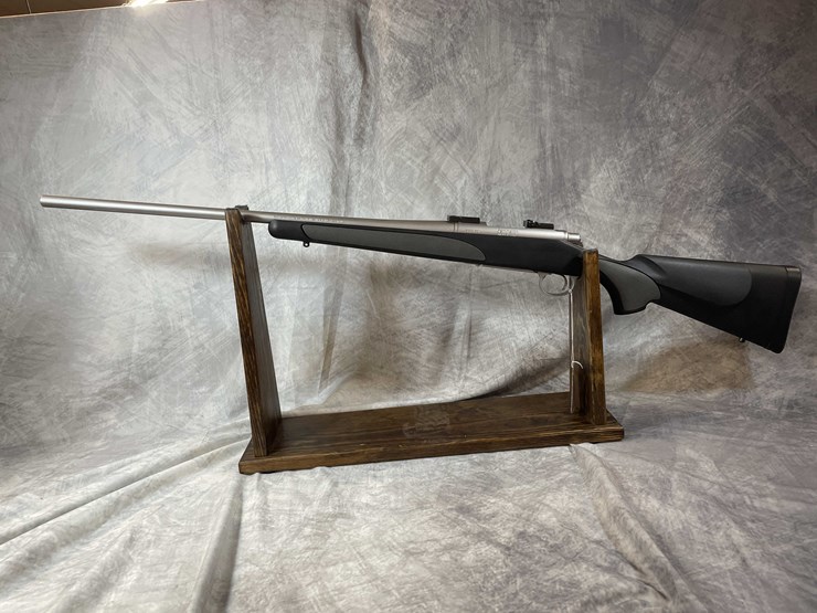#2069-•-remington-model-700-223-rem-bolt-action-rifle,-sn:-s6784781-image-2