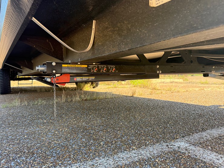 #6895-•-2024-forrest-river-timberwolf-mini-loft-camper-image-76