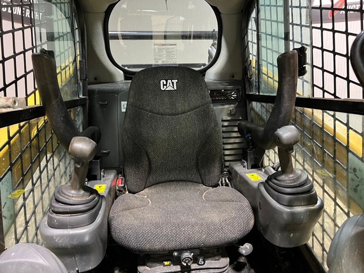 caterpillar-289d-image-22