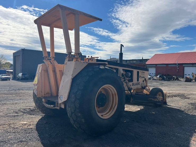 1980-athey-ab6905-motor-grader-image-4