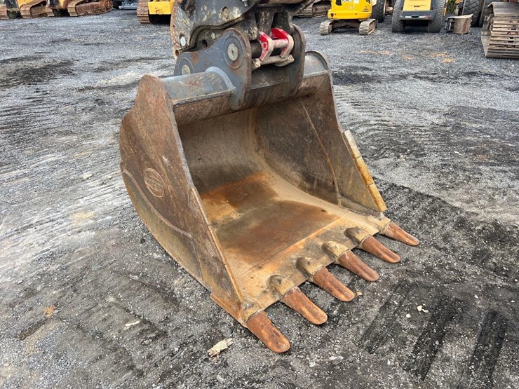 2017-volvo-ec160el-image-21