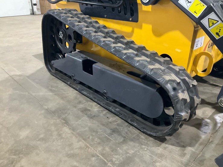 #1001-•-new-landhero-mini-skid-steer-image-7