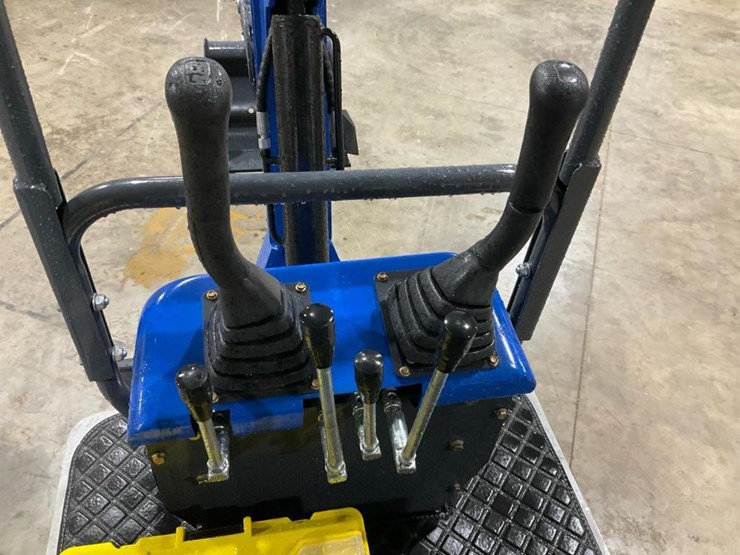 #1200-•-unused-kn12-mini-excavator-image-26