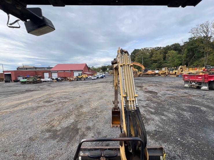 2012-caterpillar-305d-cr-image-37