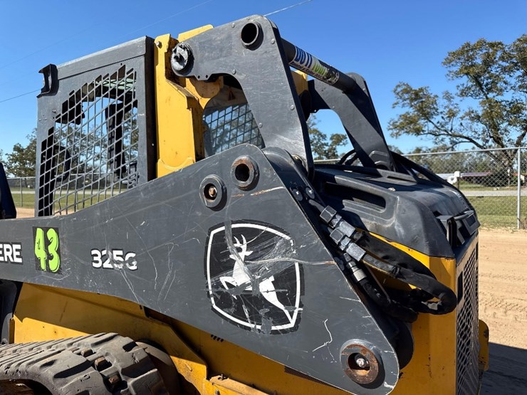 2023-deere-325g-image-19