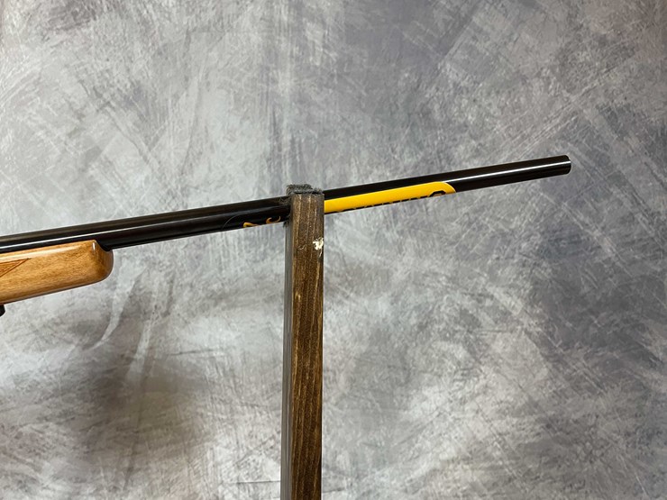 #2062-•-browning-t-bolt-medallion-17-hmr-bolt-action-rifle,-sn:-05518zw253-image-5